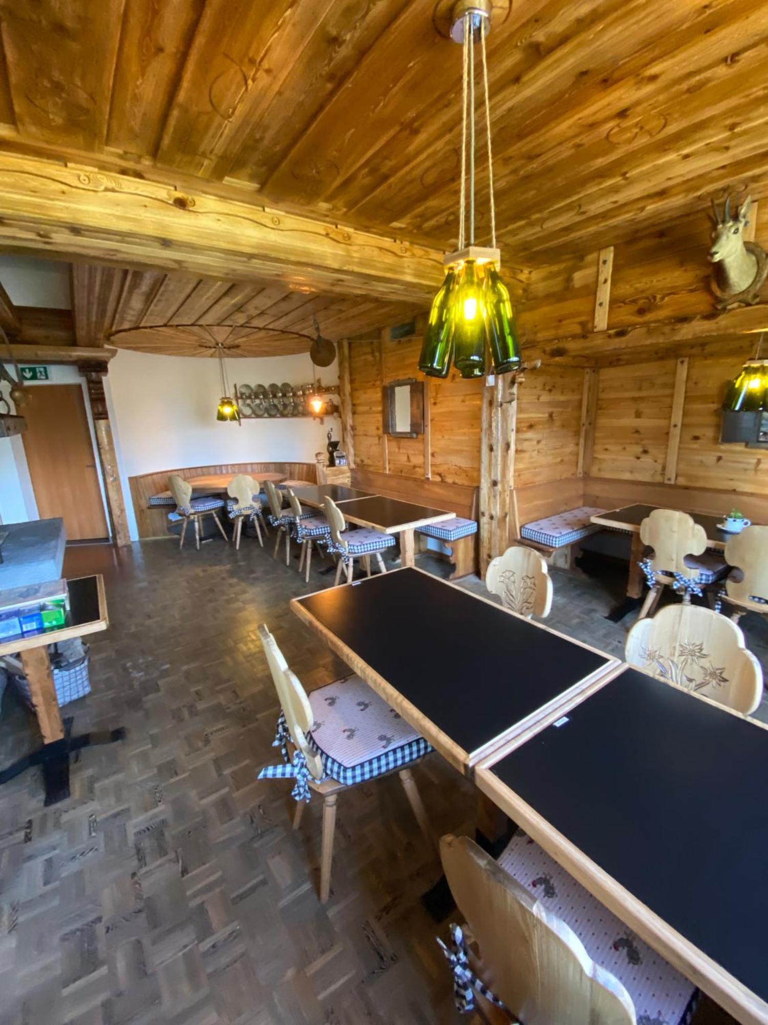 Colorado Riders Chalet Кран-Монтана Екстер'єр фото